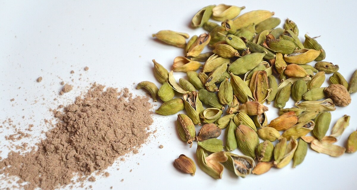 cardomom_powder